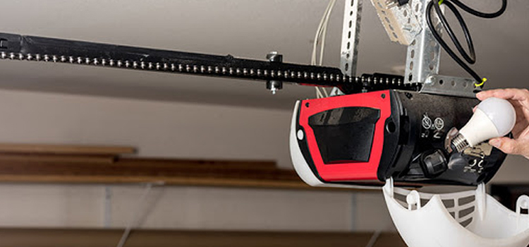automatic garage door opener repair in Las Flores