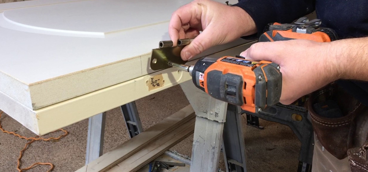 fiberglass interior door repair Las Flores